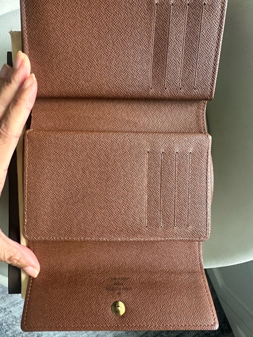 Louis Vuitton Brown and Gold Monogram Snap Wallet Detail - Picture 4 of 14